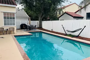 300 Cameron Dr, Weston, FL 33326 - Photo 17