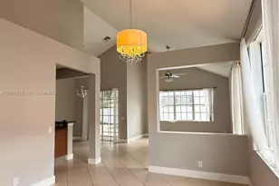 300 Cameron Dr, Weston, FL 33326 - Photo 5