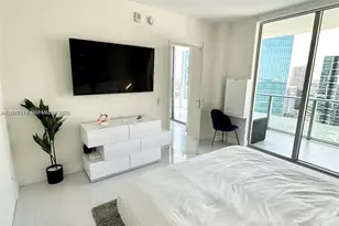 1300 Brickell Bay Dr, Miami, FL 33131 - Photo 9