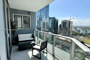 1300 Brickell Bay Dr, Miami, FL 33131 - Photo 15