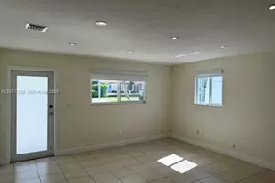 10245 SW 68th St, Miami, FL 33173 - Photo 5