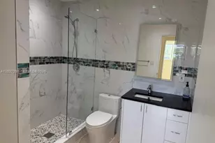 10245 SW 68th St, Miami, FL 33173 - Photo 9