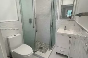 1252 Coral Ln, Hollywood, FL 33019 - Photo 25