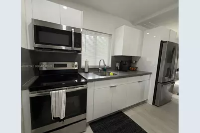 6825 NW 5th Ct #0, Miami, FL 33150 - Photo 5