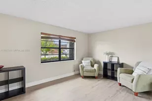 2615 N 40th Ave, Hollywood, FL 33021 - Photo 9