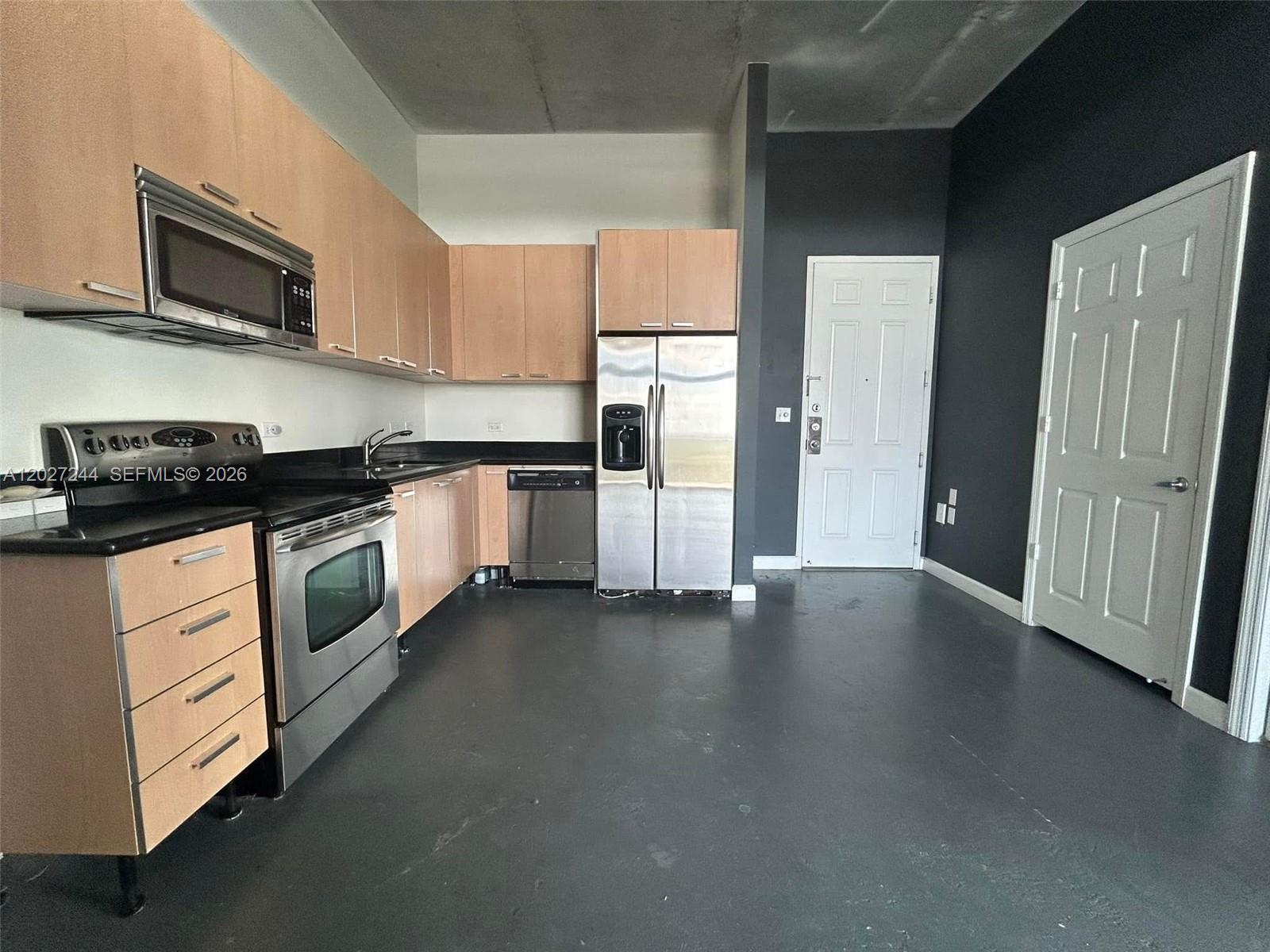 2100 Van Buren St #506 - 2100 Van Buren St #506, Hollywood, FL 33020 Luxury Property | Jose Angel Pina