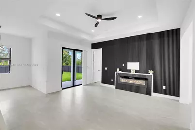 1047 E Merry St, Lehigh Acres, FL 33974 - Photo 11