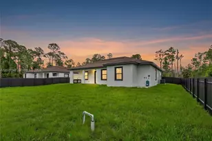 1047 E Merry St, Lehigh Acres, FL 33974 - Photo 37