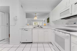 9511 Weldon Cir, Tamarac, FL 33321 - Photo 9