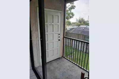 9141 NW 1st Ct #204, Pembroke Pines, FL 33024 - Photo 7