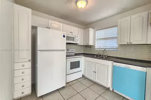 18772 SW 100th Ave, Cutler Bay, FL 33157 - Photo 5