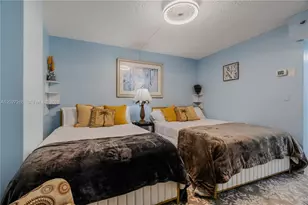 19201 Collins Ave, Sunny Isles Beach, FL 33160 - Photo 35
