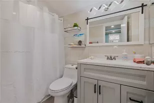 19201 Collins Ave, Sunny Isles Beach, FL 33160 - Photo 15