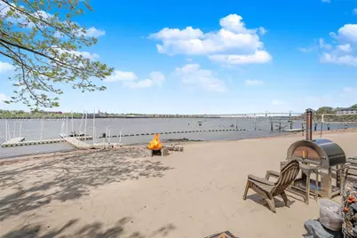30 Aviva Ct, New York, NY 10307 - Photo 3