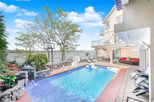 30 Aviva Ct, New York, NY 10307 - Photo 3