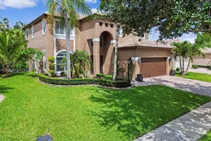 1532 NW 133rd Ave, Pembroke Pines, FL 33028 - Photo 9