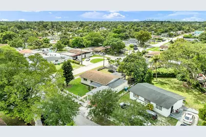 1900 NW 131st St, Miami, FL 33167 - Photo 35