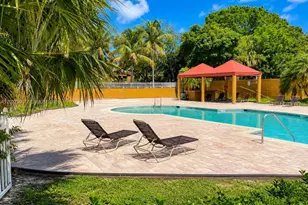 15540 SW 80th St, Miami, FL 33193 - Photo 11