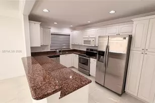 36 Chestnut Cir, Cooper City, FL 33026 - Photo 7