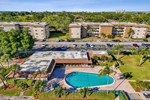 2441 SW 82nd Ave, Davie, FL 33324 - Photo 3