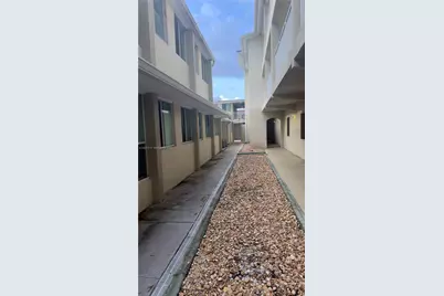 1025 SW 7th Ave #5, Miami, FL 33130 - Photo 11