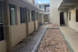 1025 SW 7th Ave, Miami, FL 33130 - Photo 11