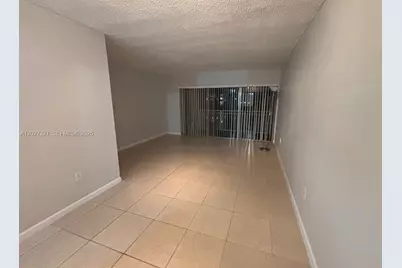 9373 Fontainebleau Blvd #K232, Miami, FL 33172 - Photo 3