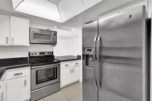 2481 SW 82nd Ave, Davie, FL 33324 - Photo 15