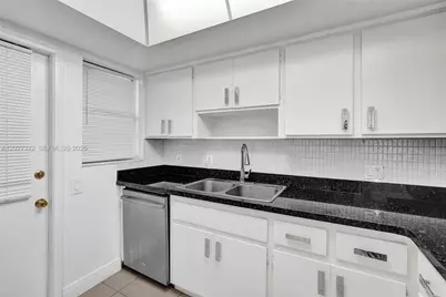 2481 SW 82nd Ave #205, Davie, FL 33324 - Photo 17
