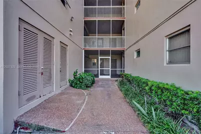 2481 SW 82nd Ave #205, Davie, FL 33324 - Photo 7