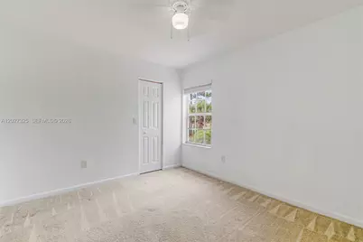 6188 Azalea Cir, West Palm Beach, FL 33415 - Photo 23