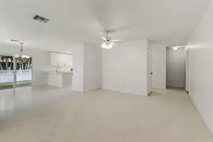 6188 Azalea Cir, West Palm Beach, FL 33415 - Photo 5