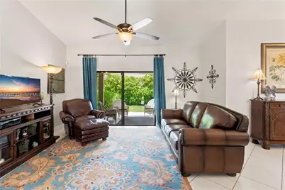 14641 Kirsten Ct, Davie, FL 33325 - Photo 7