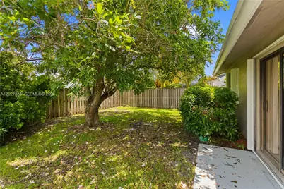 14641 Kirsten Ct, Davie, FL 33325 - Photo 29