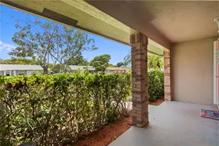 14641 Kirsten Ct, Davie, FL 33325 - Photo 5