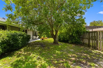 14641 Kirsten Ct, Davie, FL 33325 - Photo 39