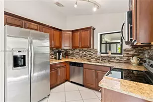 14641 Kirsten Ct, Davie, FL 33325 - Photo 25
