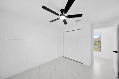 4985 Fairway Ct #4985, Lehigh Acres, FL 33971 - Photo 9