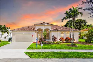2835 Fairways Dr, Homestead, FL 33035 - Photo 1
