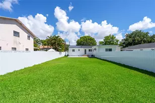 2814 SW 26th St, Miami, FL 33133 - Photo 15