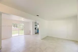 3327 Sapphire Rd, Lake Worth, FL 33462 - Photo 5
