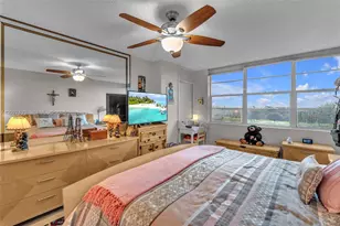 900 St Charles Pl, Pembroke Pines, FL 33026 - Photo 13