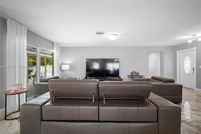 4180 NW 103rd Dr, Coral Springs, FL 33065 - Photo 19