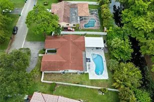 4180 NW 103rd Dr, Coral Springs, FL 33065 - Photo 7