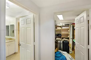 4775 Collins Ave, Miami Beach, FL 33140 - Photo 37