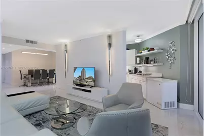 4775 Collins Av #1804, Miami Beach, FL 33140 - Photo 7