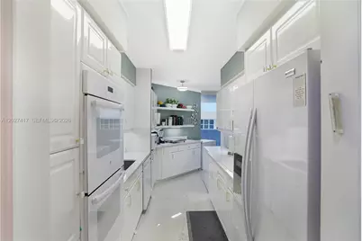 4775 Collins Av #1804, Miami Beach, FL 33140 - Photo 13