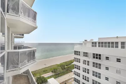4775 Collins Av #1804, Miami Beach, FL 33140 - Photo 3