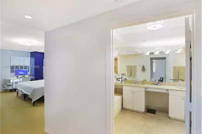 4775 Collins Av #1804, Miami Beach, FL 33140 - Photo 25