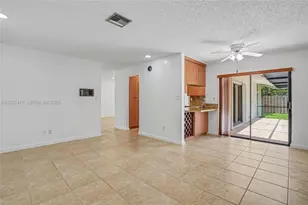 10711 SW 116th Ave, Miami, FL 33176 - Photo 5